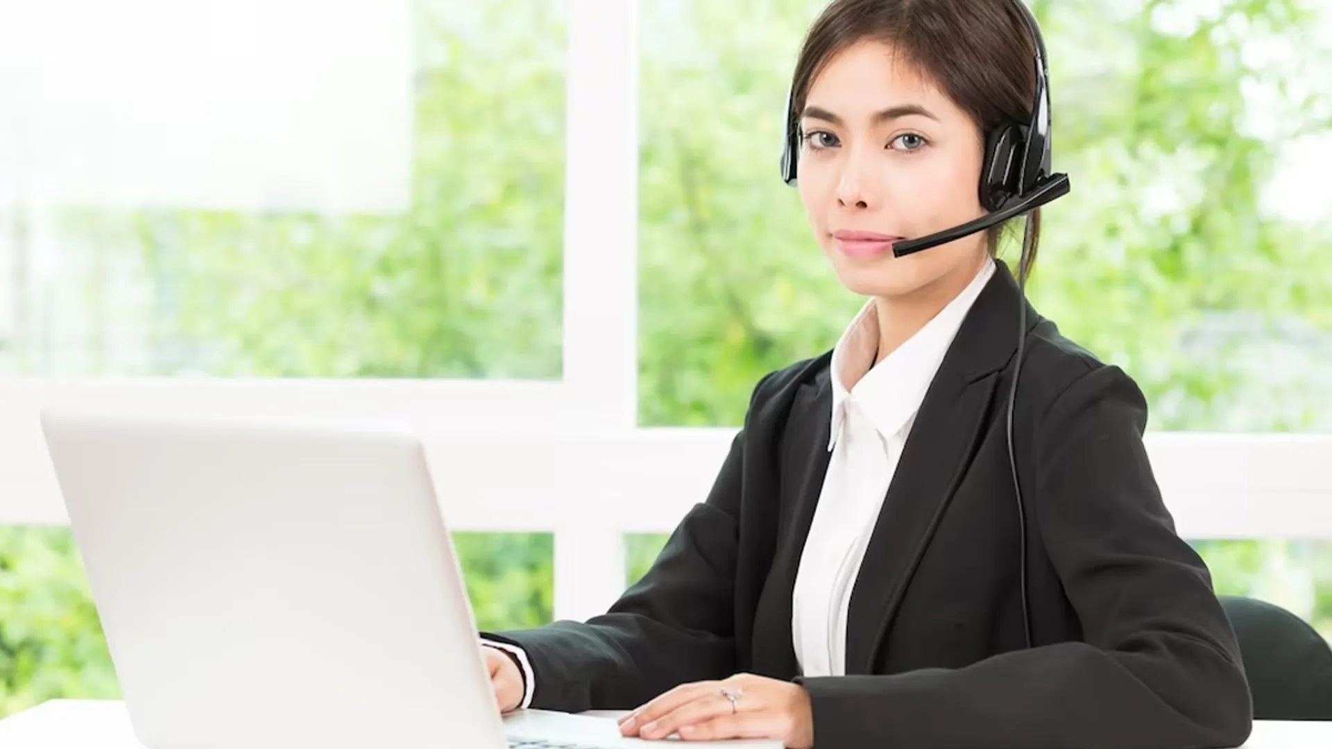 Trung tâm hỗ trợ khách hàng Tipclub